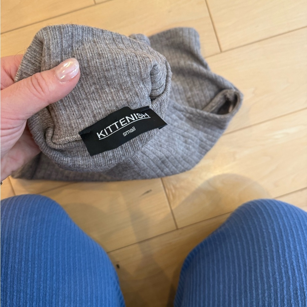 Kittenish knit crop top